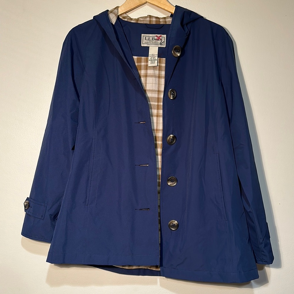 L.L. Bean Rain Coat Hooded Button Up Lined Blue Jacket - Women’s XS Petite